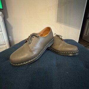 Dr. Martens Men's Olive/Gray Leather Shoes NWOT